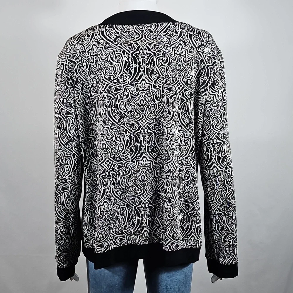Chico's Travelers Black & White Baroque Pattern Travel Knit Zip Up Jacket